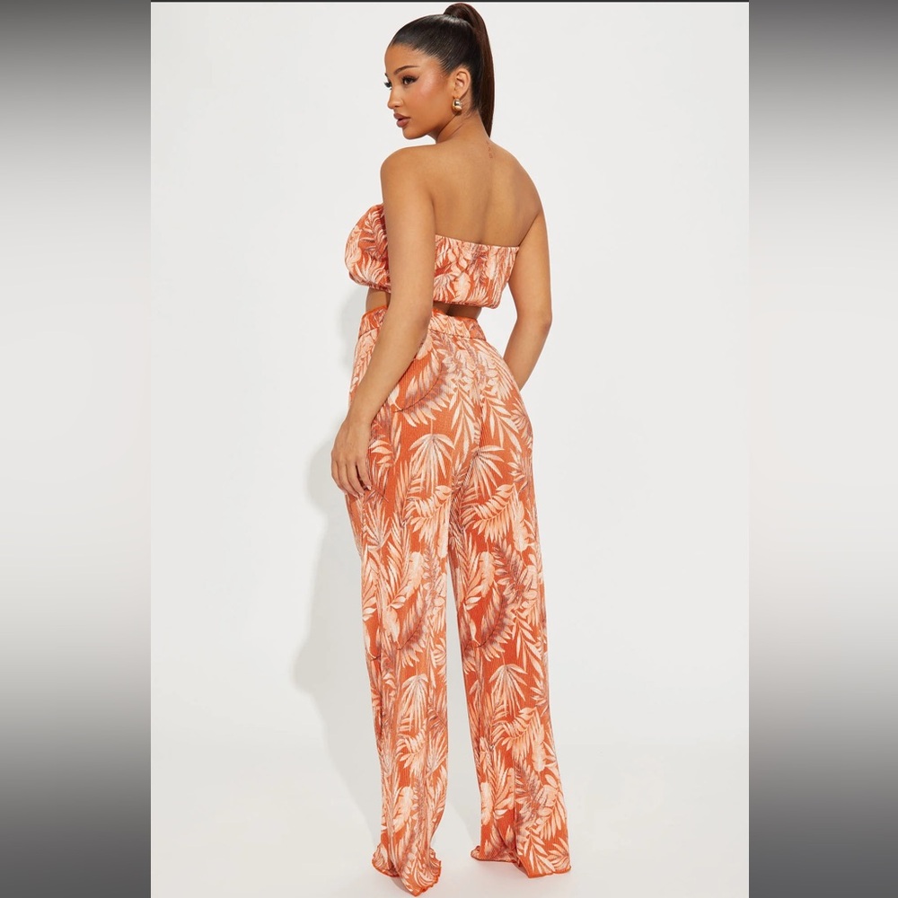 Tropical Rust Leaf Print Two Piece Set - Picture 4 of 6